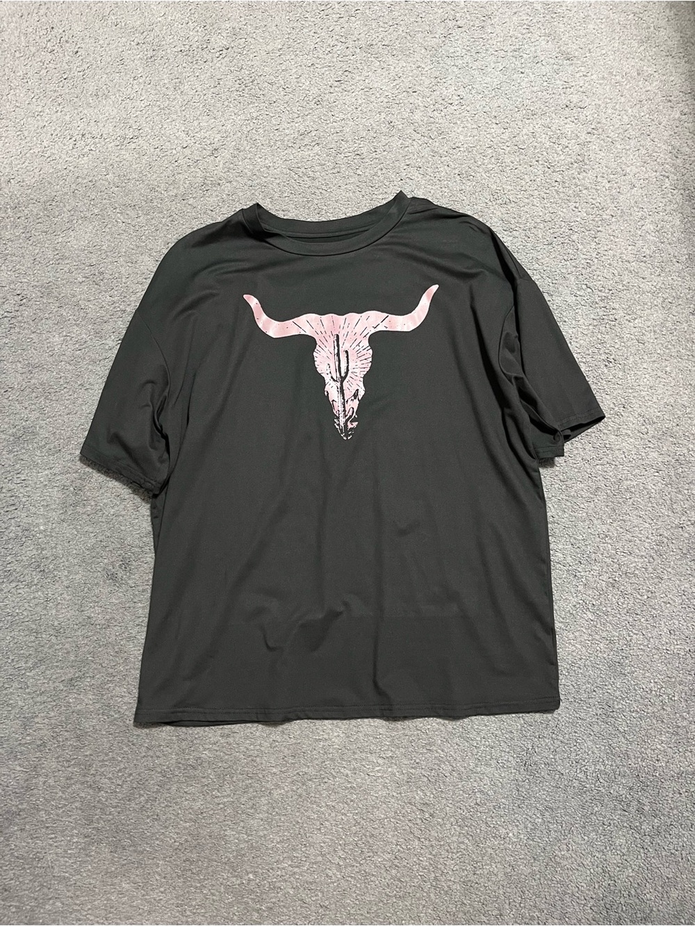 SHEIN Western Black Short Sleeve Tee with Brown Bull Steer Graphic